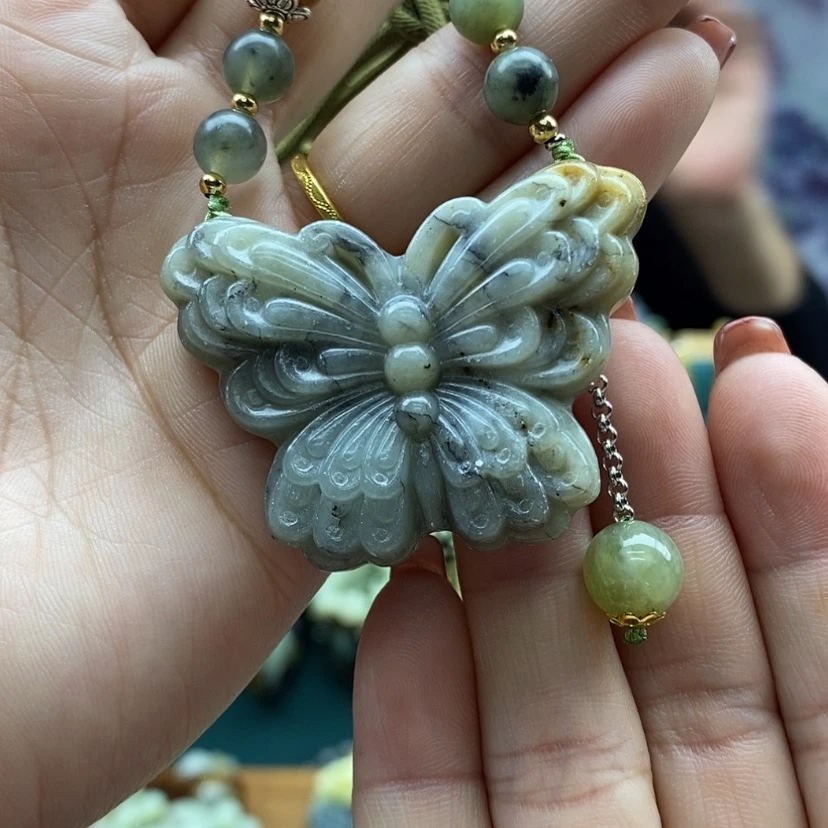 【闪购商品】蛇纹石玉挂件未镶嵌