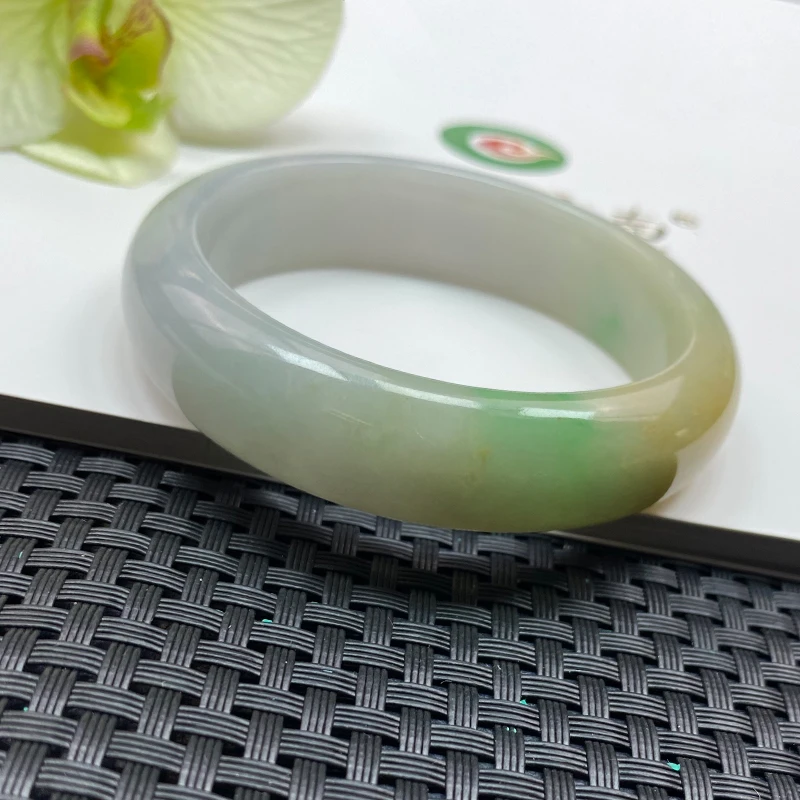 Colourful Yunnan/七彩云南冰种黄加绿翡翠手镯