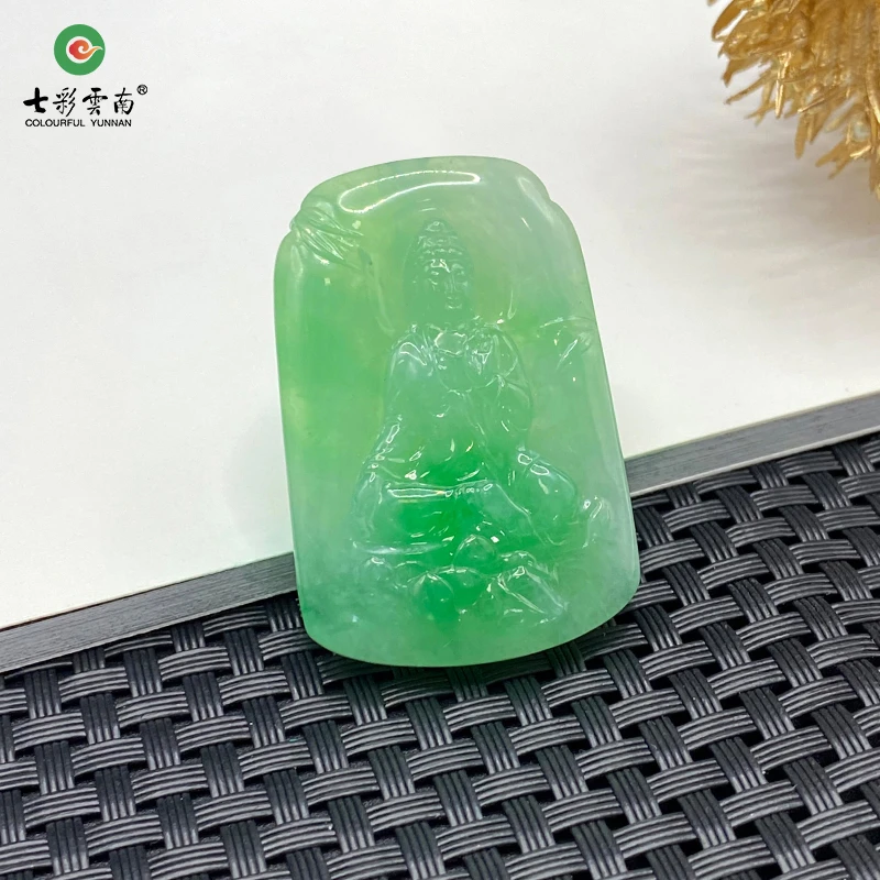 Colourful Yunnan/七彩云南冰种绿色翡翠观音