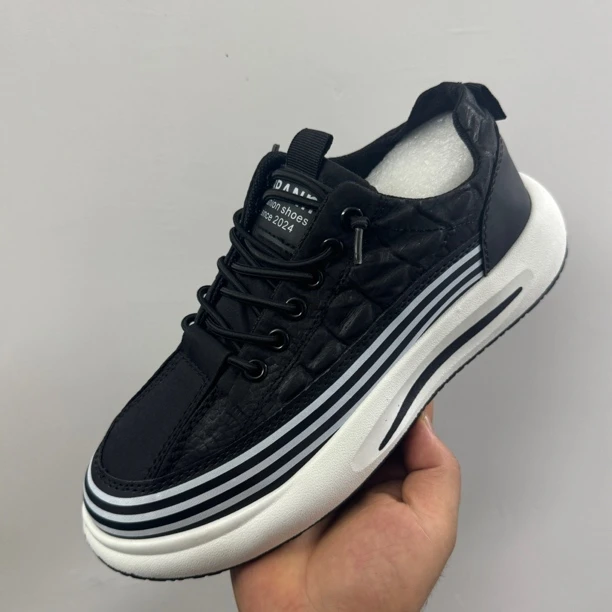 635男鞋帆布鞋秋天的