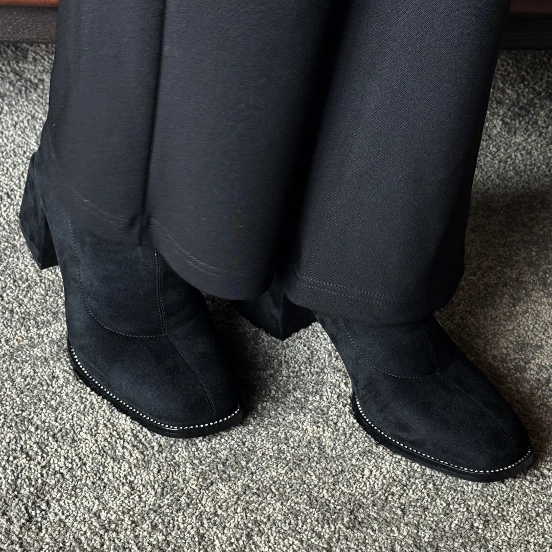 Ms.Qnn“璀璨相遇”新款粗跟真皮 气质瘦瘦高跟短筒靴 37X157 Q姐