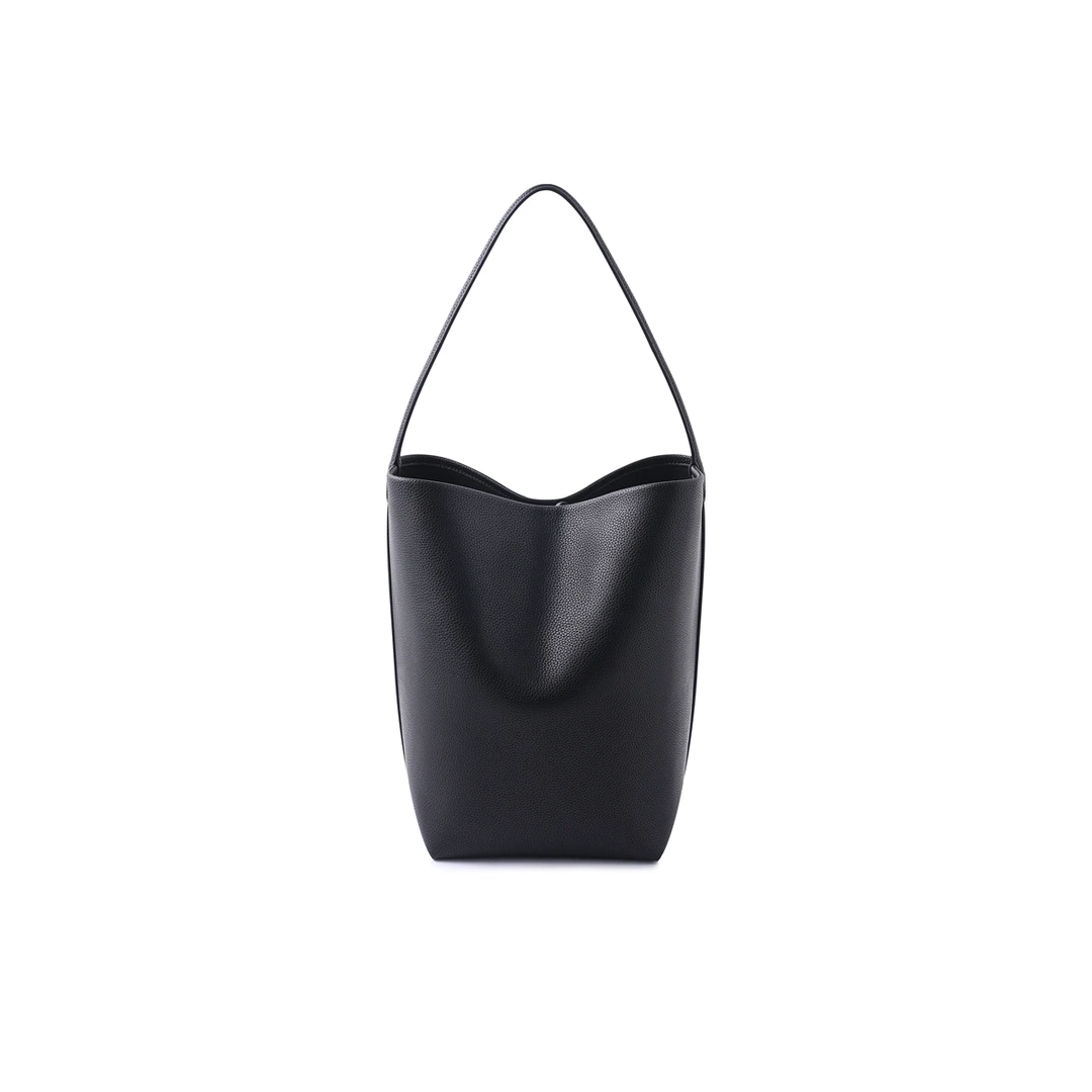 【可可专属】大容量时尚极简水桶包22162N 尺寸42*20.5*37.5