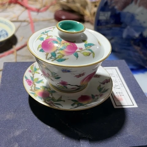 碗茶**社手绘桃子松石绿盖碗