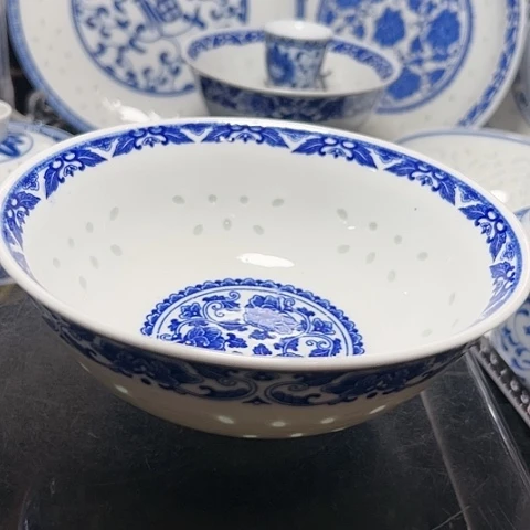 碗青花玲珑六寸牡丹面碗两个