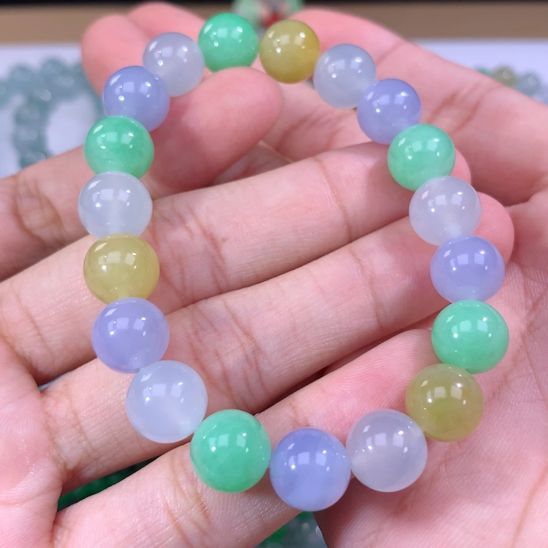 翡翠手链未镶嵌麦***?翡翠