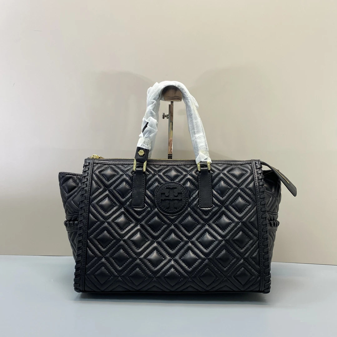 99新 TORY BURCH/汤丽柏琦 黑色菱格手提波士顿斜挎包 32*23*15cm