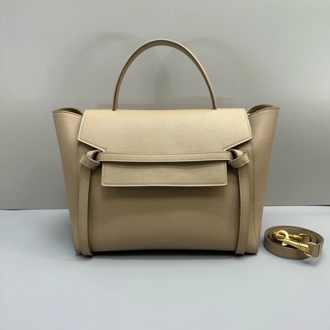 95新 Celine/思琳 奶茶色中号鲶鱼包28*24*17cmD071928