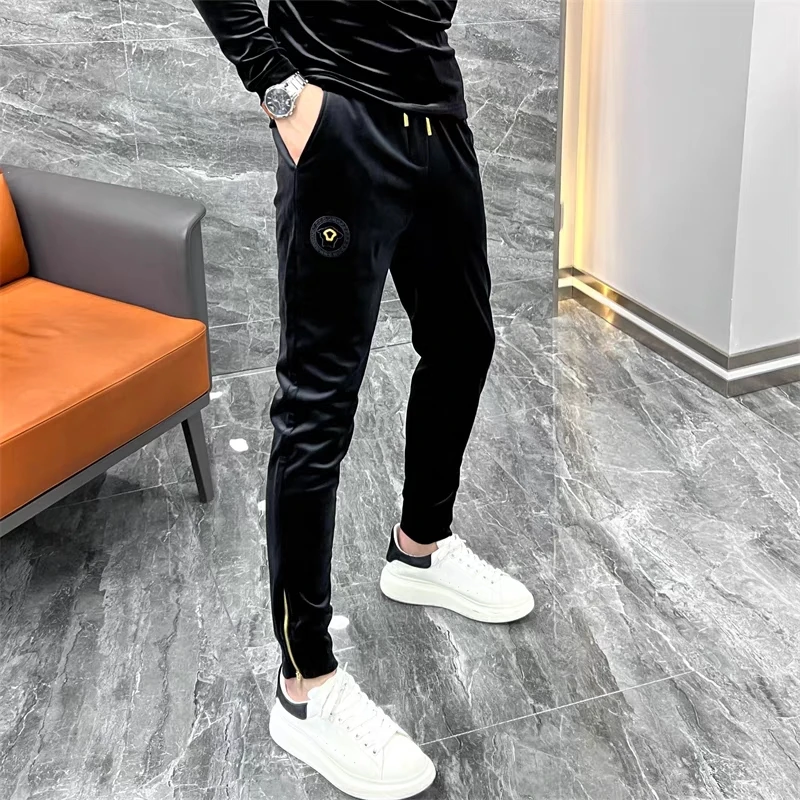 002欧洲站潮牌男裤秋冬季男士金丝绒裤子修身百搭黑色拉链束脚裤