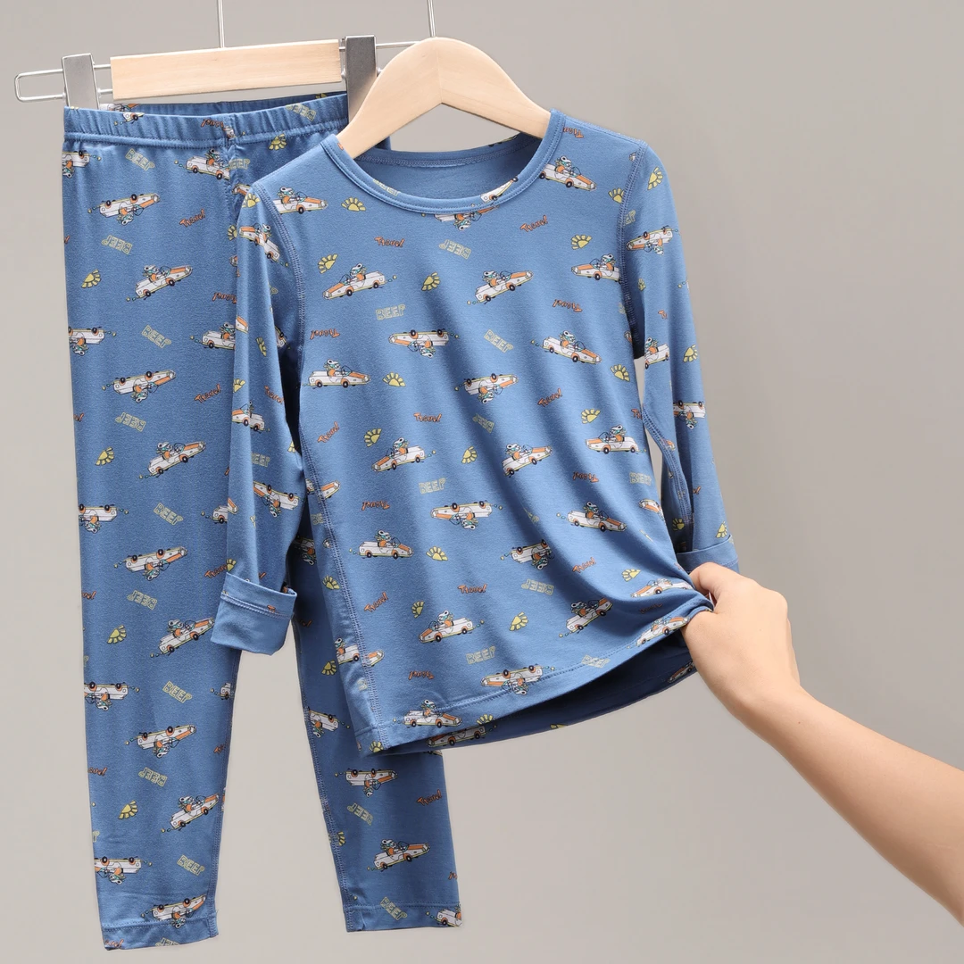 新品 1078/1086 一场旅行轻暖植物奶颜套装