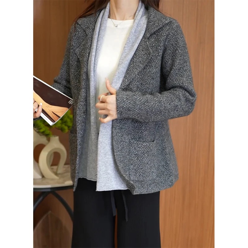 早秋慵懒高级感法式轻奢名媛小香风针织开衫设计感小众毛衣外套冬