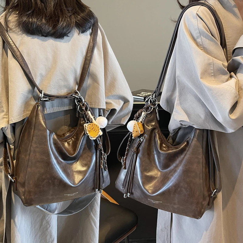 复古多功能三用托特包女大容量2025新款高级感流行通勤单肩双肩包