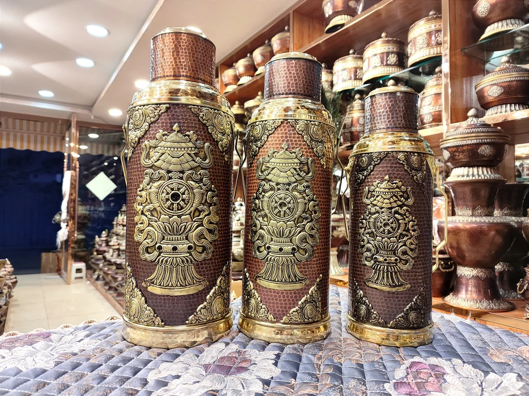 华云吉祥八宝纯铜保温瓶，水瓶