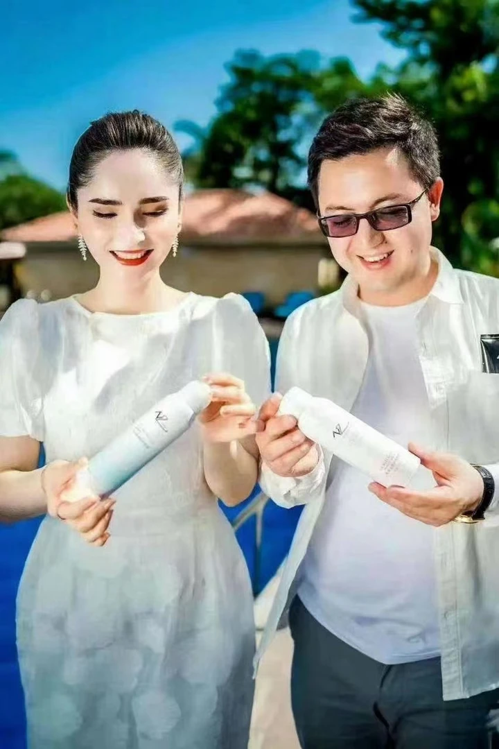 奈紫密美肌隔离防晒喷雾