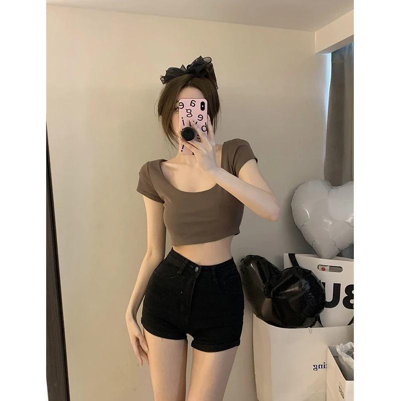 纯欲方领卡其色正肩短袖t恤女夏辣妹性感大领口修身露脐短款上衣