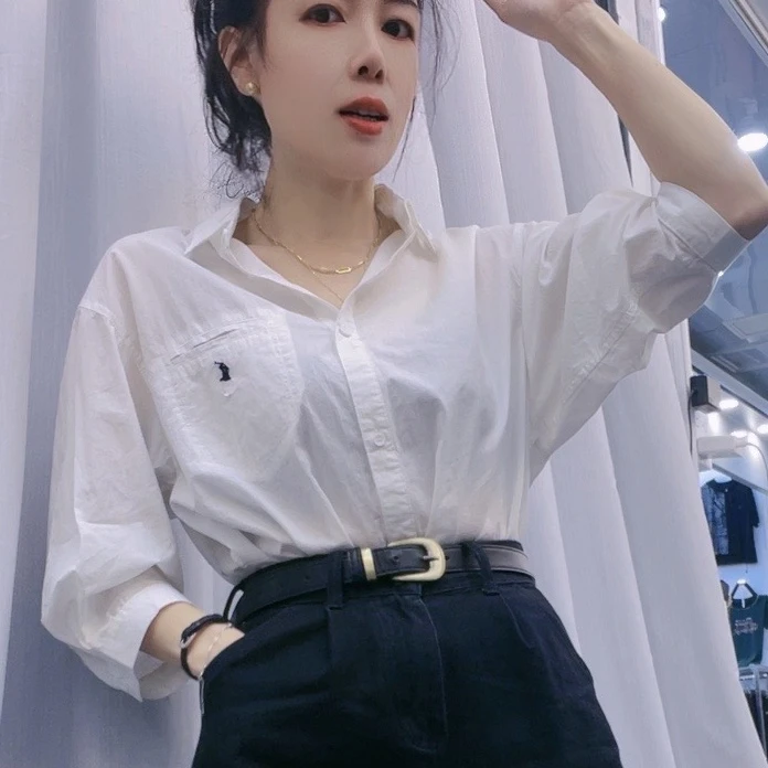 Y110纯色棉衬衫女2024新款小标Logo设计感气质显瘦百搭中袖衬衣潮