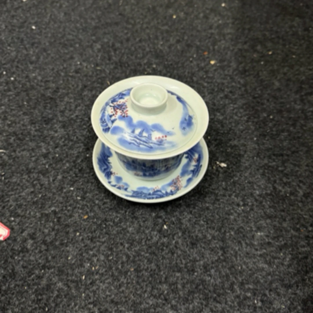 青花茶碗三件套，山水画面