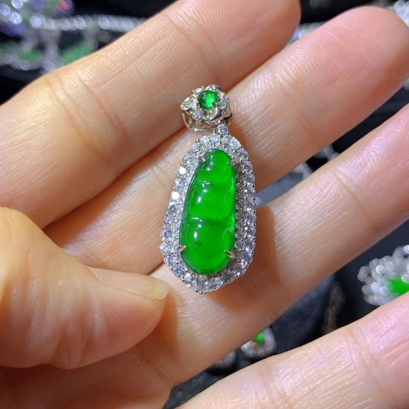 【闪购商品】翡翠挂件合金天然翡翠