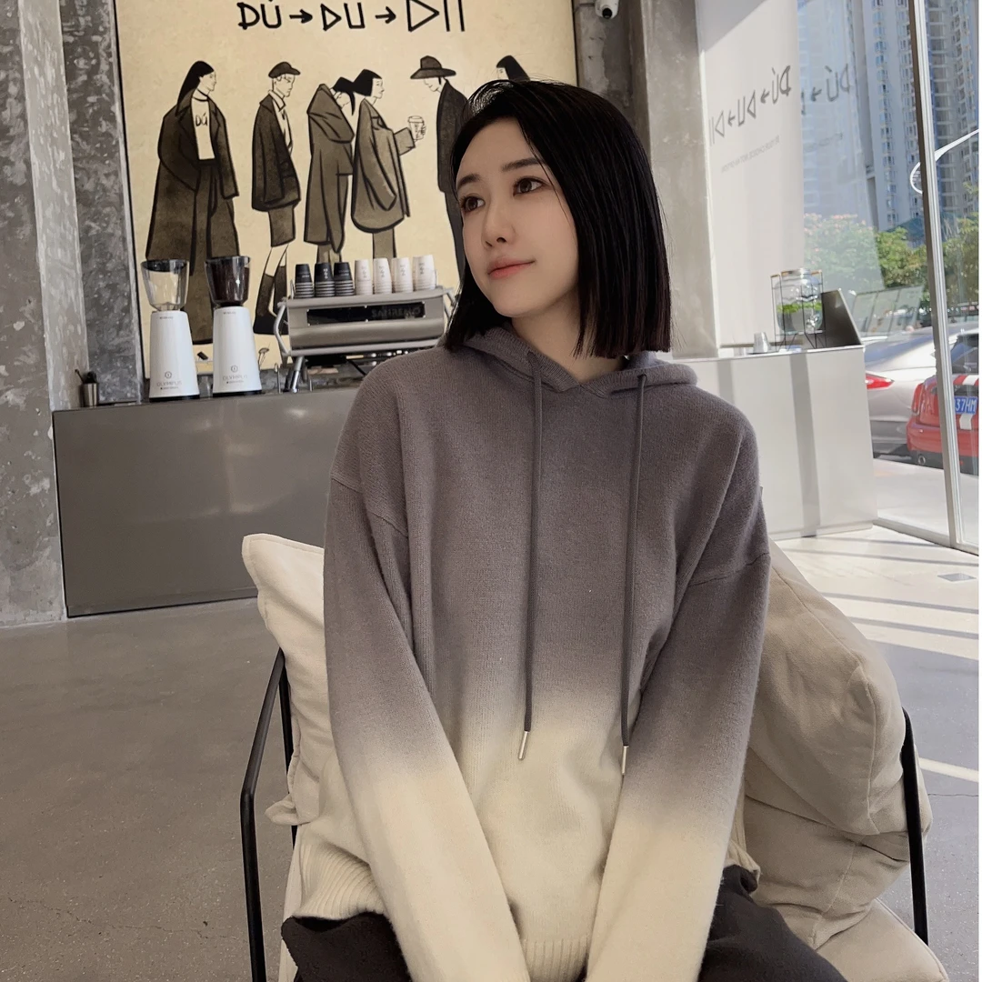 Aixiaomei/爱小美秋冬新款撞色100羊毛连帽上衣YM08-2154