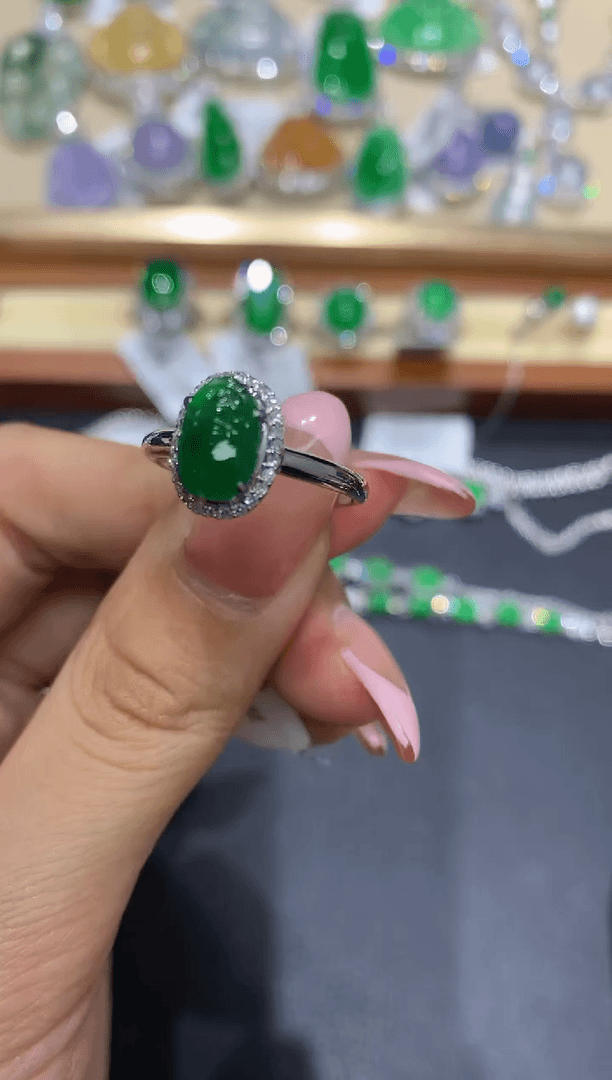 【闪购商品】翡翠戒指18K金镶嵌65团购