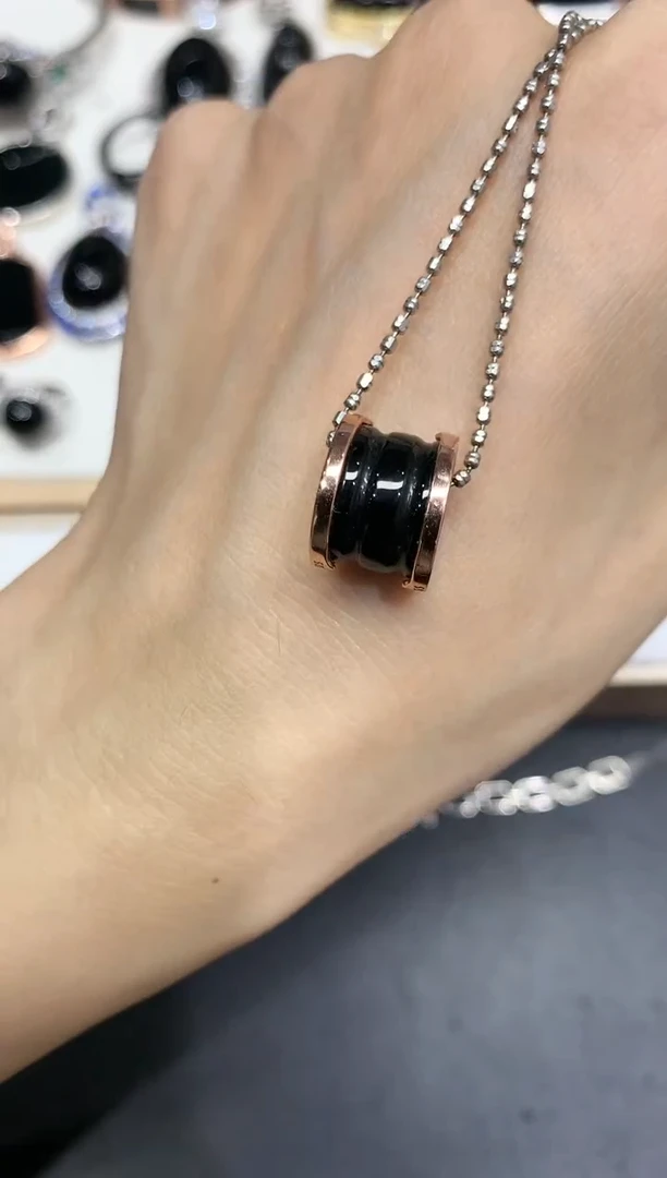 【闪购商品】翡翠吊坠(不含链)银S925镶嵌2多人多样性随机发货1件