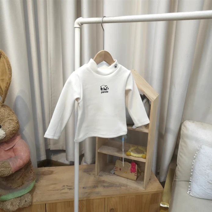 U202米色熊猫中领棉打底衫童装