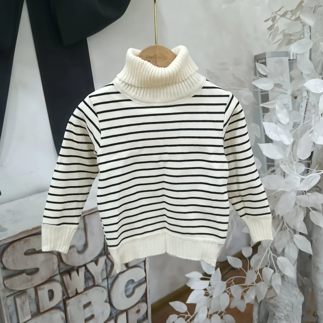 V655米色条纹一体绒毛衣童装