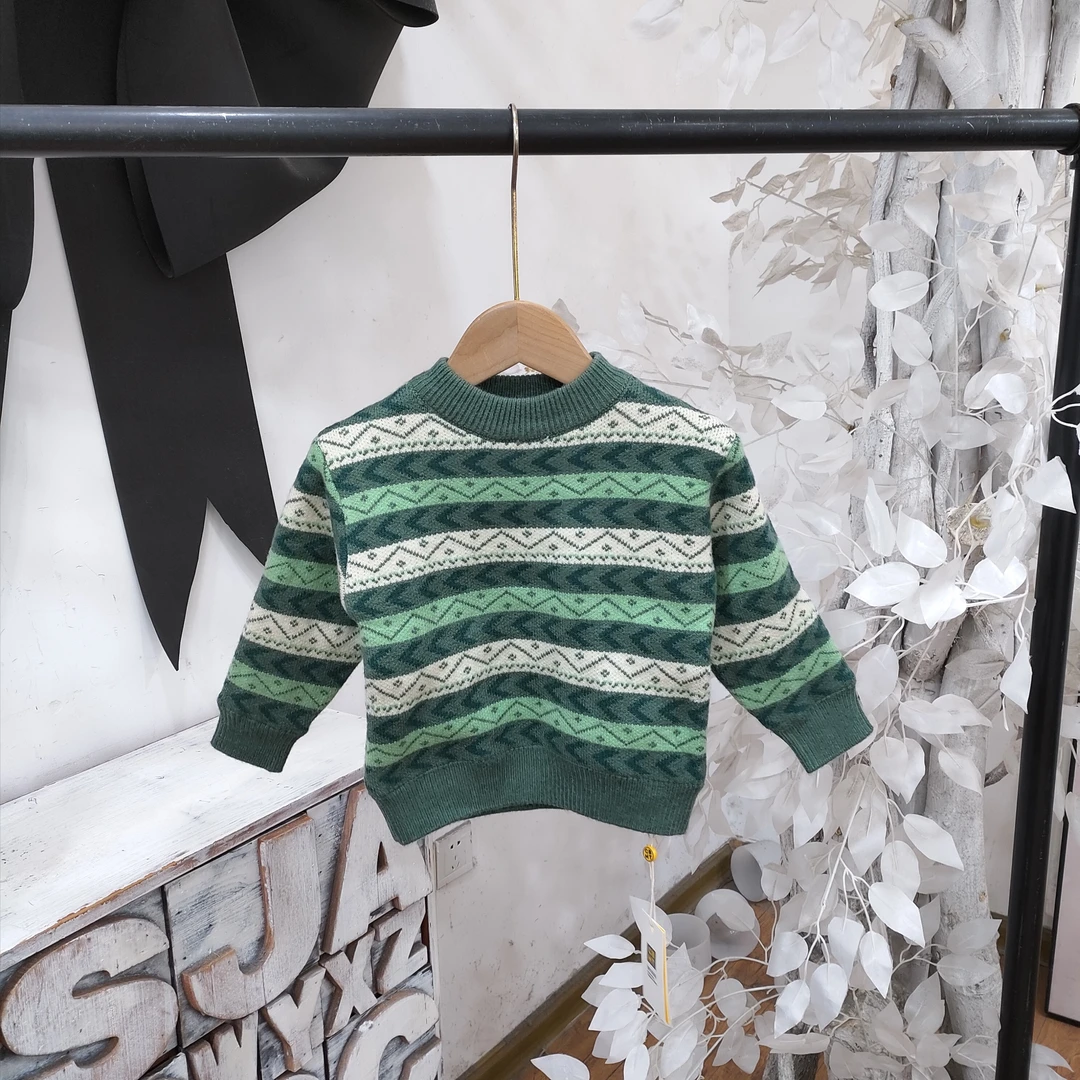 R368绿色加厚毛衣童装