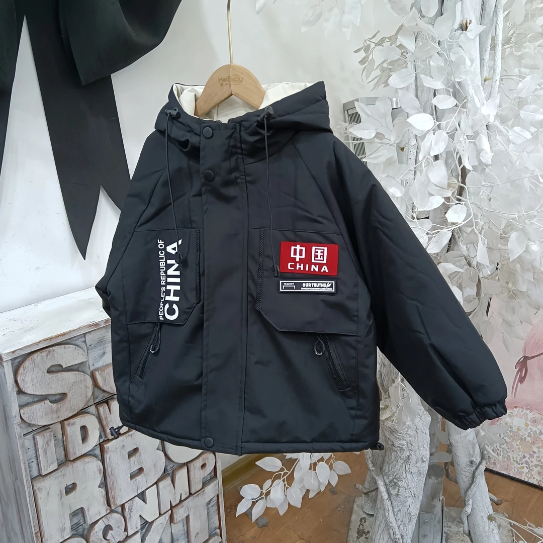 G681黑色加绒冲锋衣外套