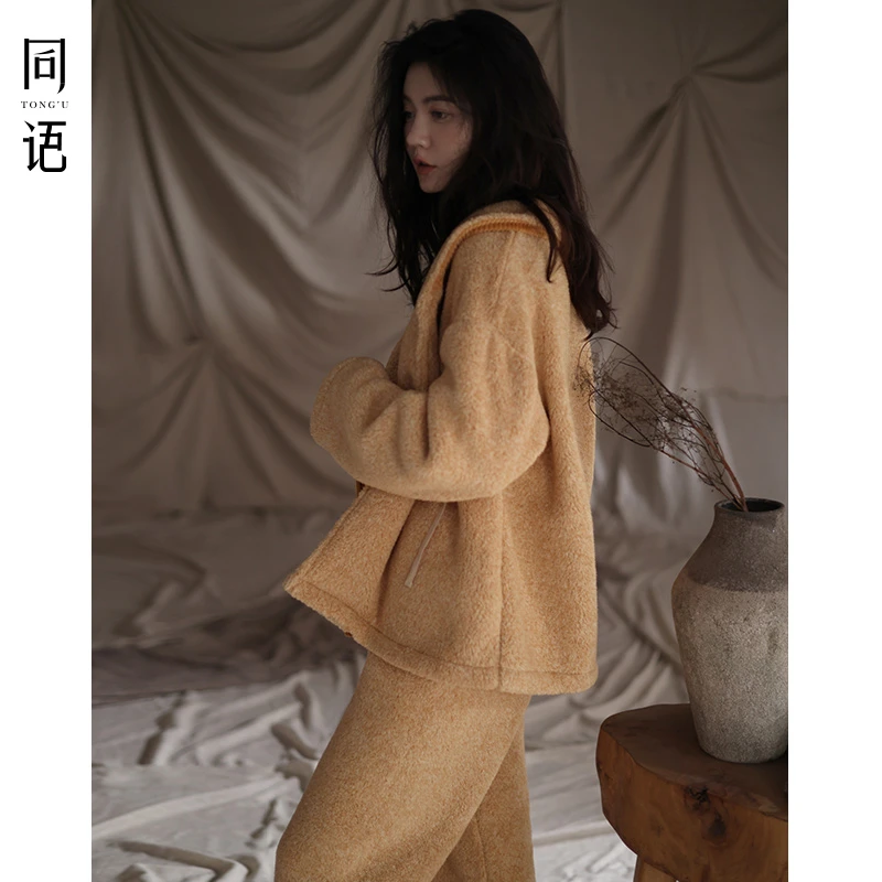 同语2022年新款睡衣女秋冬珊瑚绒长袖加厚家居服女士加绒冬天套装