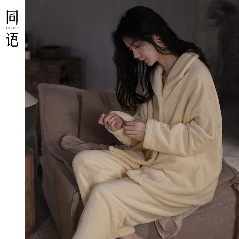同语新款珊瑚绒睡衣女秋冬长袖加厚家居服女士法兰绒加绒冬天套装