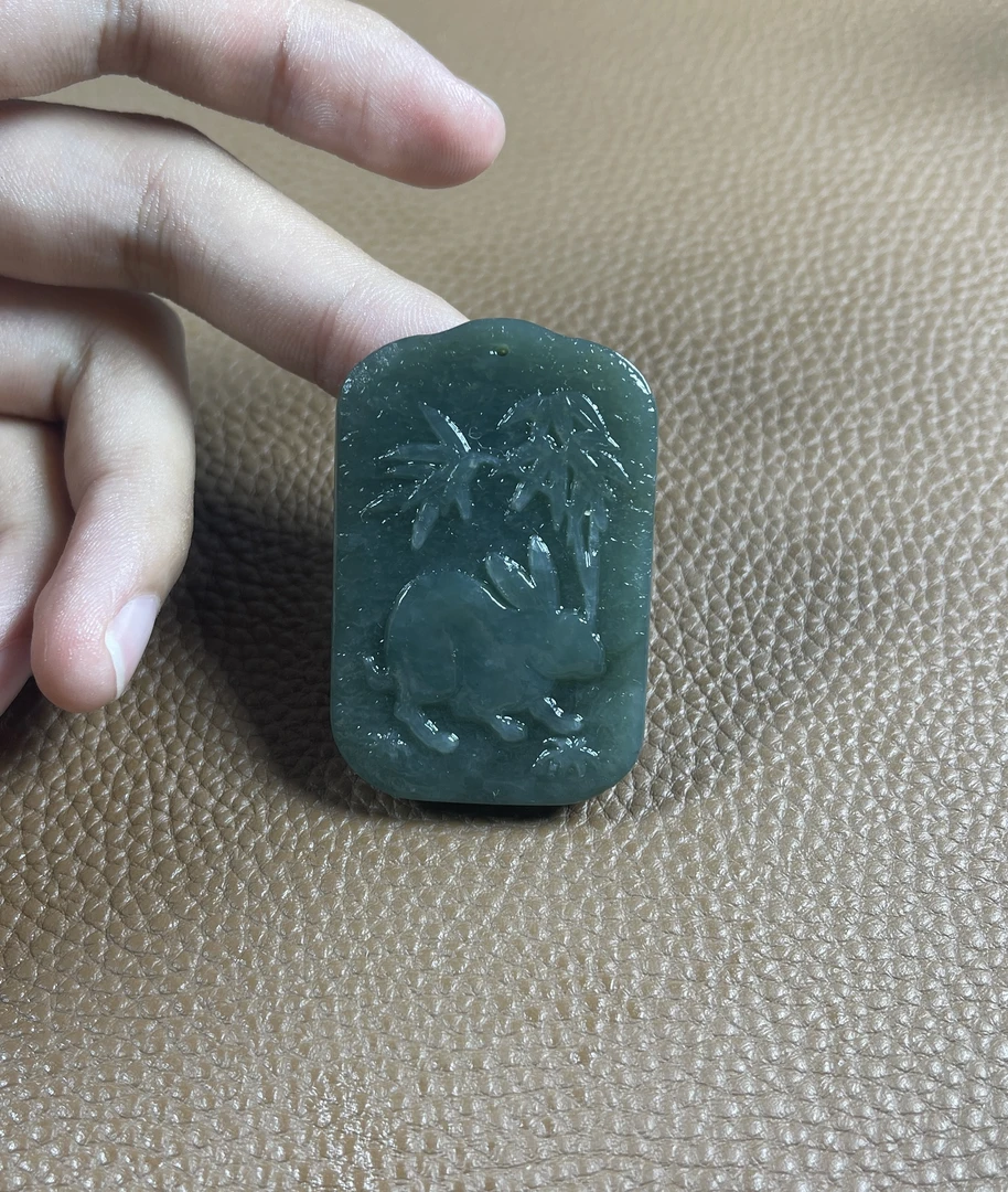 天然和田玉 生肖牌子 兔 双面雕刻背面守护 3 5牌