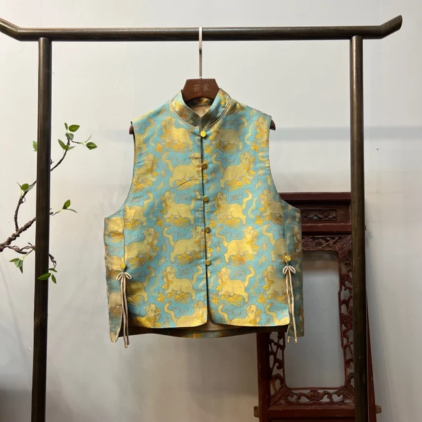 【虎镇五毒】新中式宋锦马夹桑蚕丝坎肩M40034