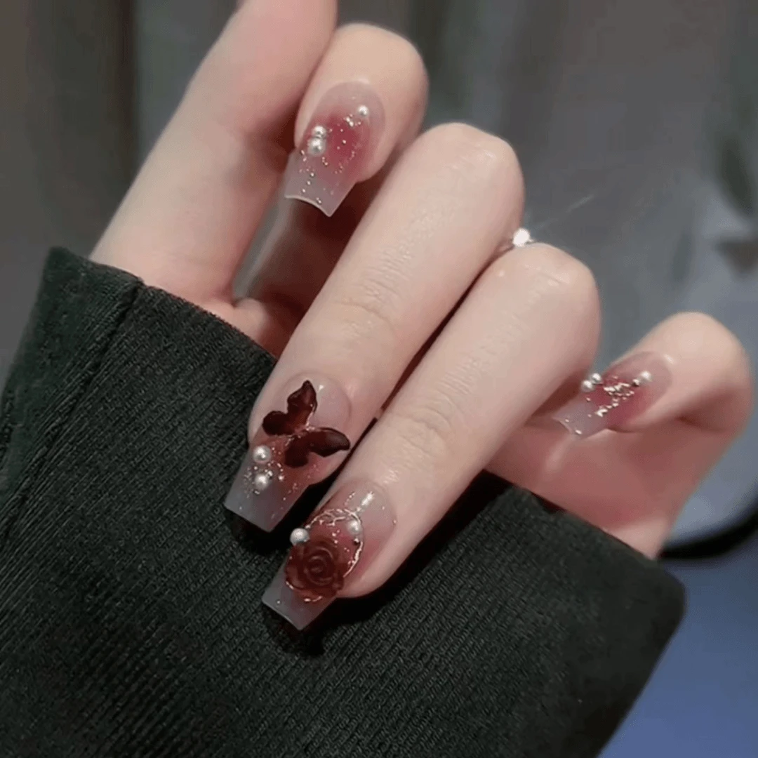 【乌梅子酱】秋冬爆款纯手工美甲穿戴甲显白指甲贴片贴纸指成熟优雅