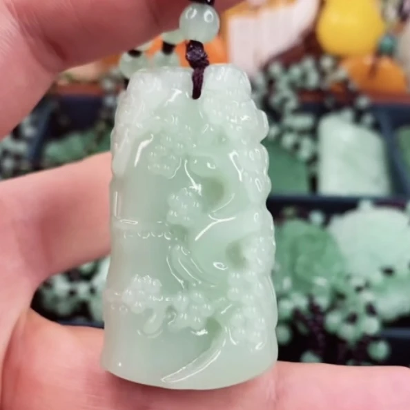 8.浅绿竹节经典百搭男女同款吊坠