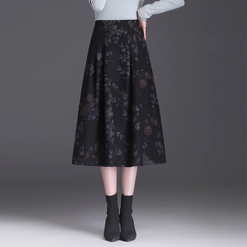 小碎花半身裙秋冬季毛呢a字长裙大码胖mm遮肉时尚印花半裙女