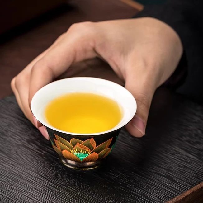 《林剑军》大漆非遗技艺~玉泥铃铛杯漂漆手绘金莲花