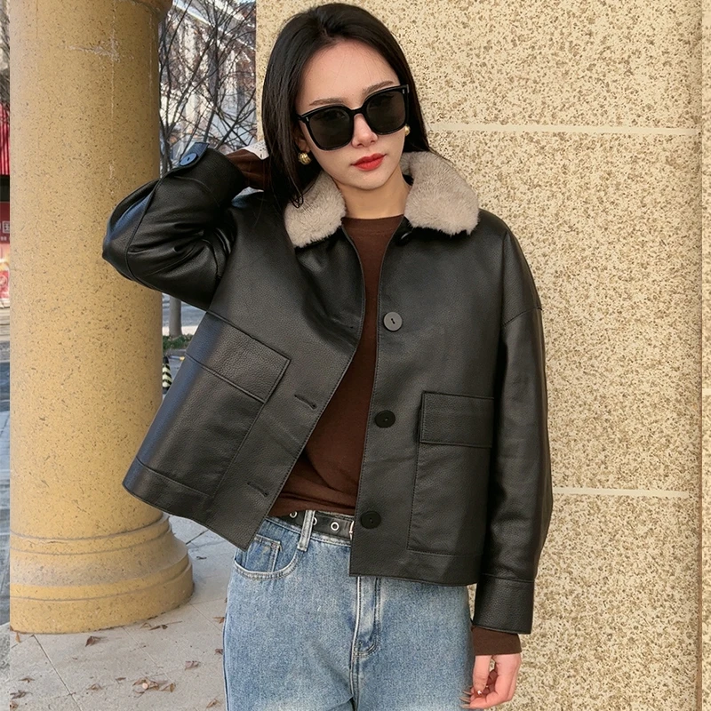 30220【 朴质无华】水貂毛领 鹅绒内胆 可脱卸 小羊皮真皮衣女外套