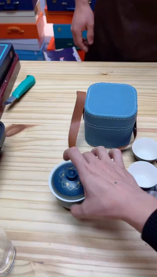 【闪购商品】瓷盖碗1
