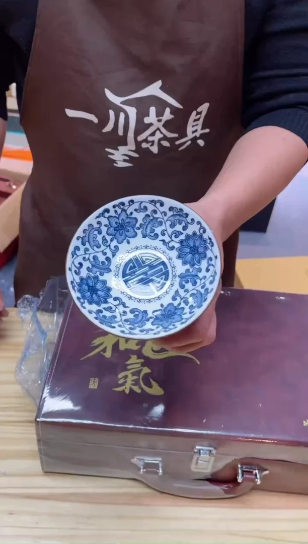 【闪购商品】瓷盖碗1