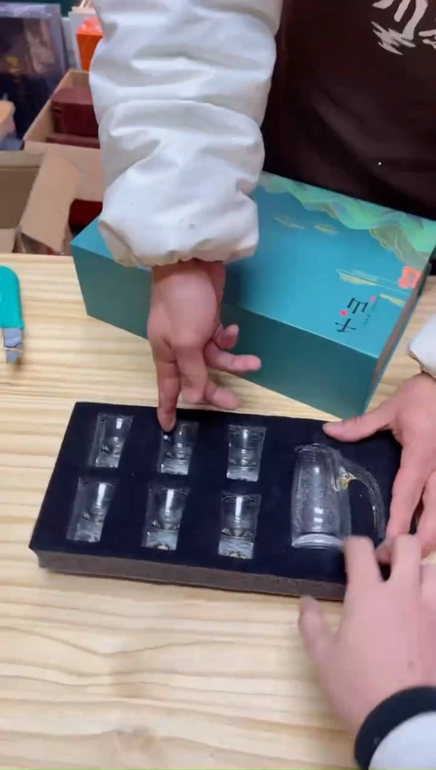 【闪购商品】瓷盖碗1