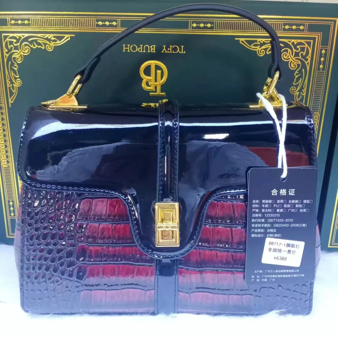 《亮牌灯点关注才可以拍》经典时尚简约网红轻奢女士多功能手提包