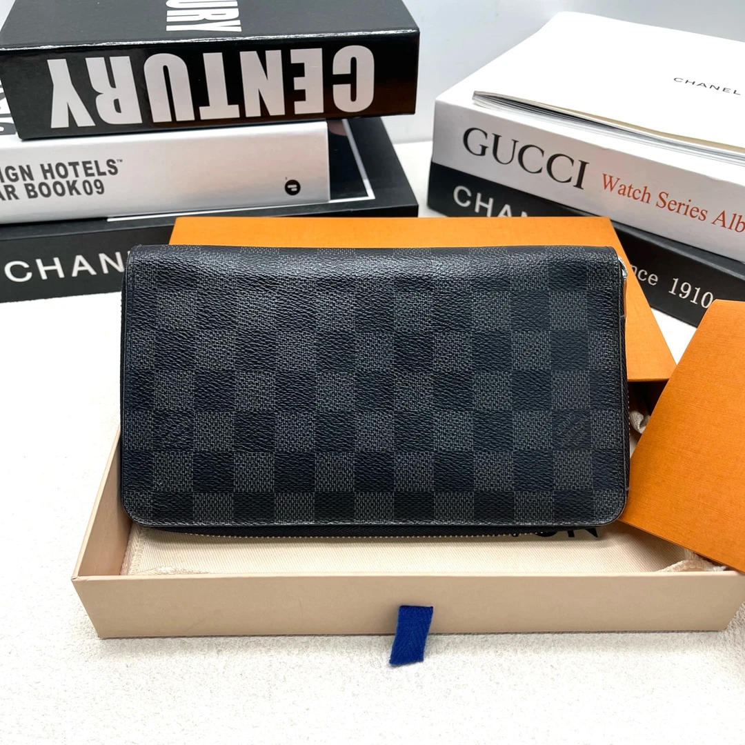 95新 LouisVuitton/路易威登 黑色棋盘格拉链长款零钱包10336064