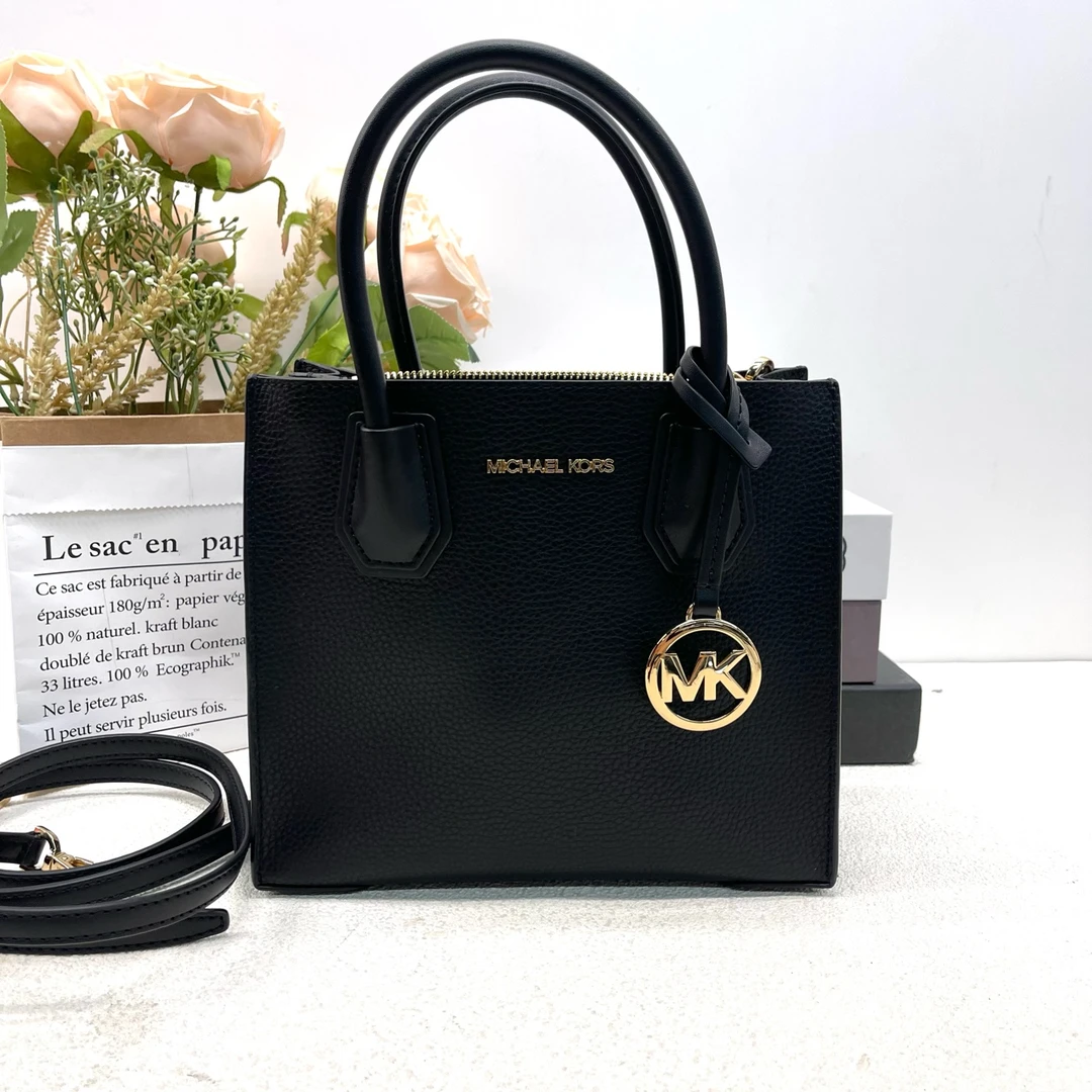 95新 MICHAELKORS/迈克高仕  黑色金标手提包肩背包10604274