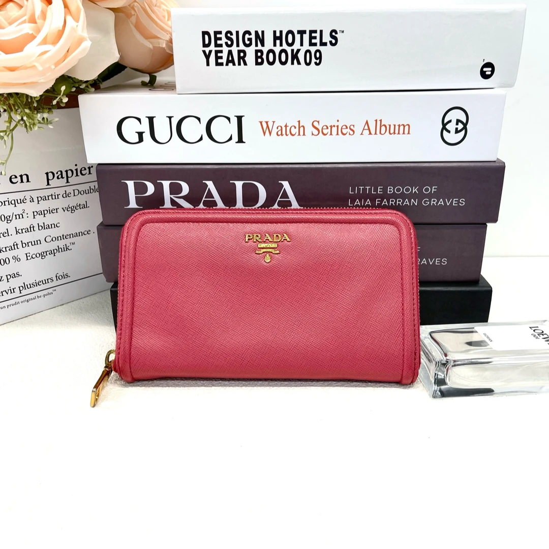 95新 Prada/普拉达  PRADA普拉达 粉色皮革金标长款钱包钱夹