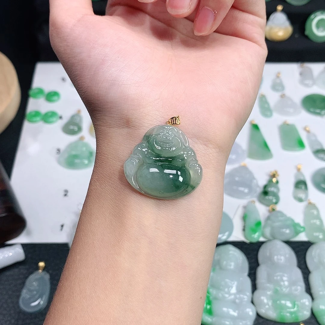翡翠吊坠(不含链)未镶嵌翡翠