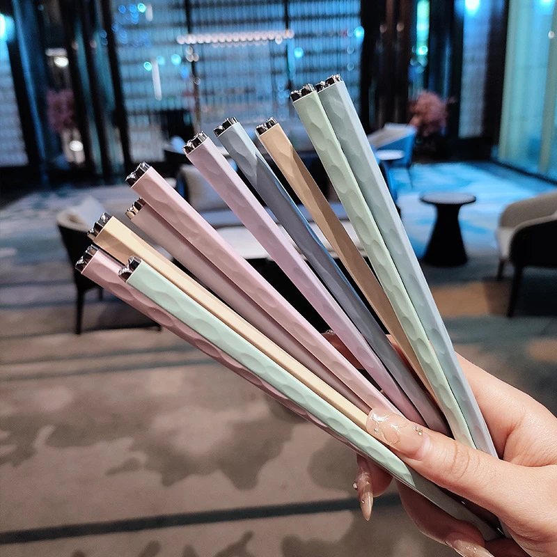 【私享家】家用五色筷子防滑防霉一人一筷莫兰迪筷子合金筷子上档次