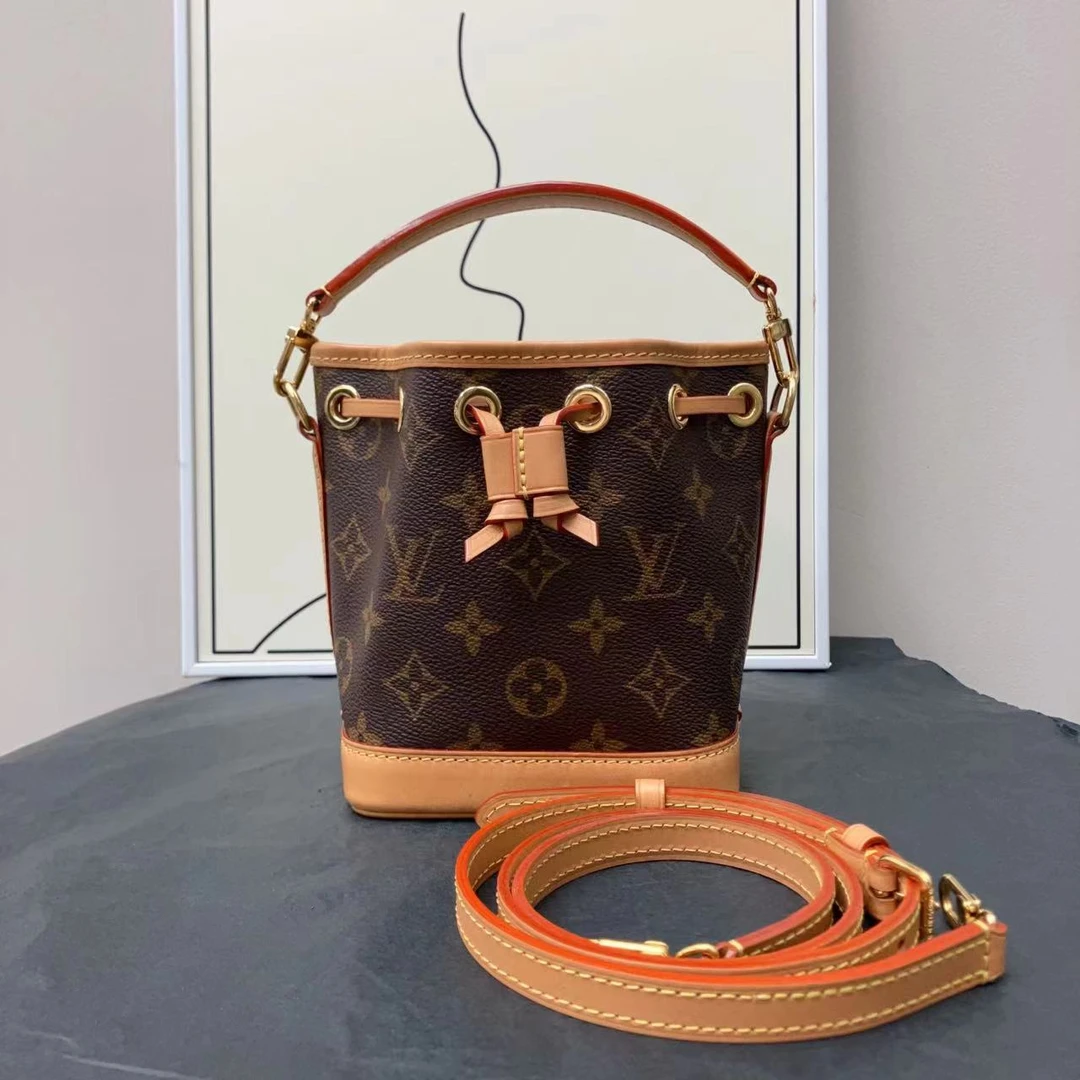 95新 LouisVuitton/路易威登 noenano水桶包芯片款单肩包14482039