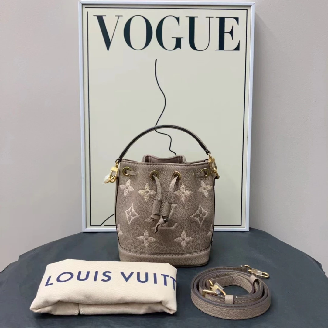 99新 LouisVuitton/路易威登 W灰色抽绳水桶芯片款闲置13187275