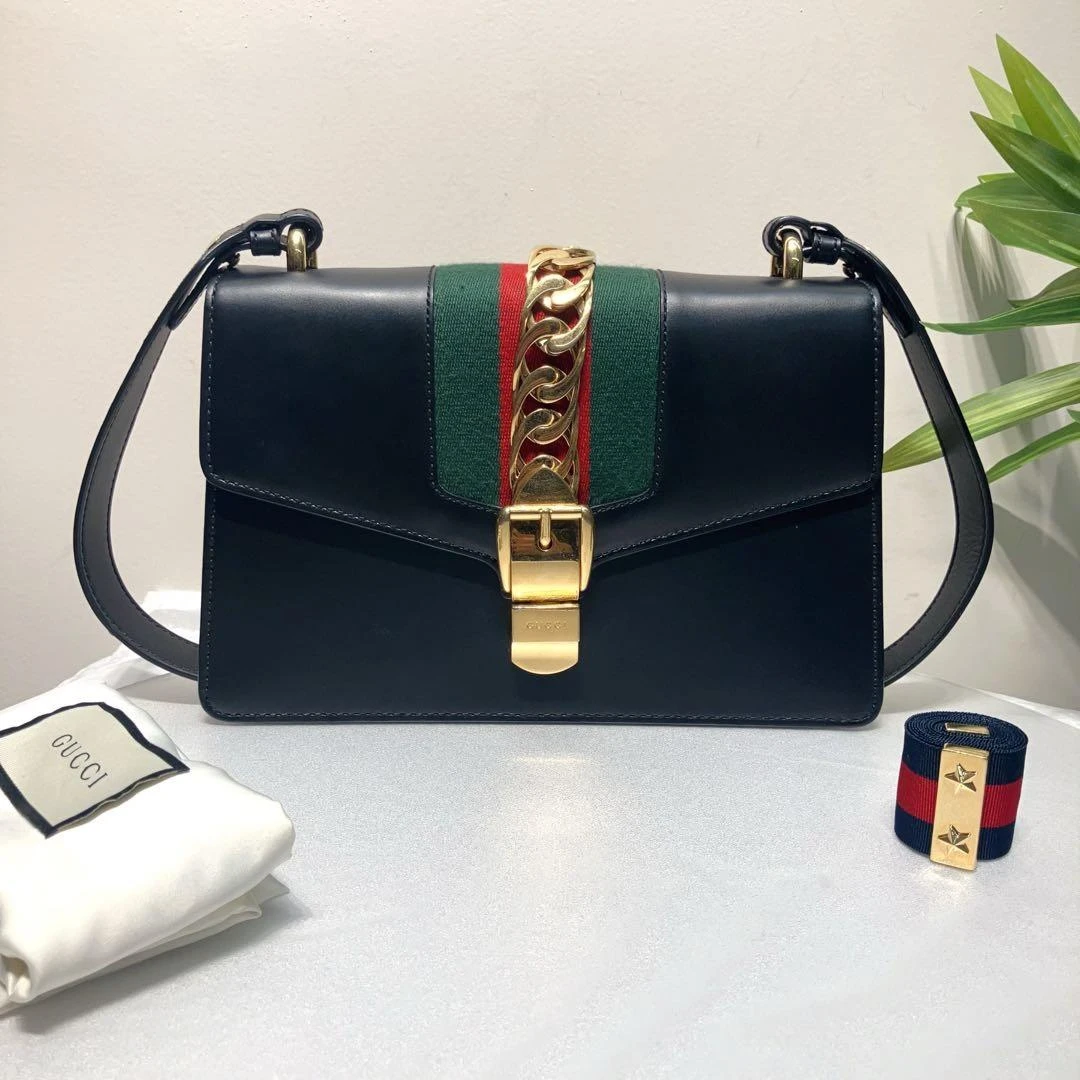 95新 GUCCI/古驰 W古驰黑色塞尔维亚中号单肩包93307394