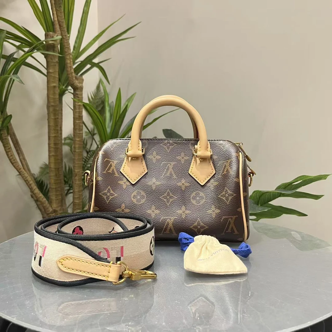 95新 LouisVuitton/路易威登 W老花speedy20芯片款单肩包47449142